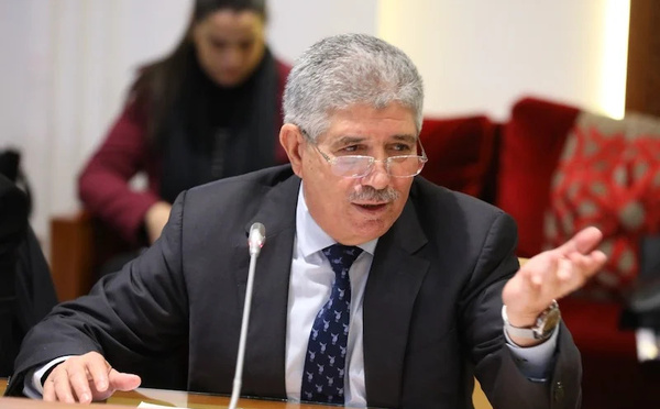 أحمد التويزي يوضح للرأي العام حقيقة عبارة "طحن الورق" ويؤكد تمسكه بإصلاح منظومة الدعم العمومي