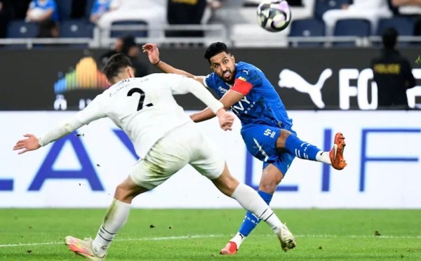 الهلال يواجه الشباب في قمة منتظرة ضمن الدوري السعودي