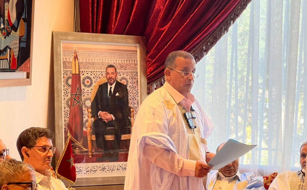 شيوخ القبائل الصحراوية يرحبون بقرار مجلس الأمن 2797 ويجدّدون البيعة والولاء للعرش العلوي المجيد