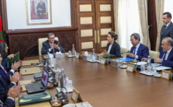 المغرب يعزز الانتقال الطاقي: توقيع اتفاقية لإنتاج 5 جيغاواط من الكهرباء الخضراء قبل 2030