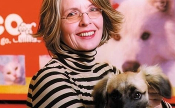 رحيل أسطورة هوليوود: وفاة الممثلة الحائزة على الأوسكار ديان كيتون عن 79 عاماً