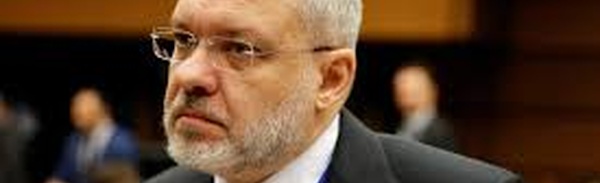 ملف فساد جديد يضرب حكومة كييف... والعدالة تقترب من الدائرة المقربة للرئيس زيلينسكي