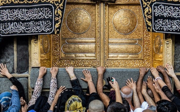 العمرة: رحلة روحانية أم عادة اجتماعية؟