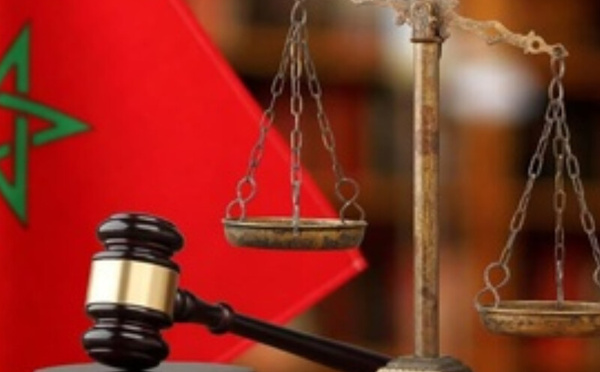 الثورة الصامتة في العدالة المغربية : نهاية الملاحقات التلقائية وظهور العدالة التفاوضية