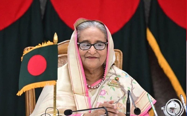 محاكمة صورية وحكم غيابيا.. الشيخة حسينة في مواجهة القضاء