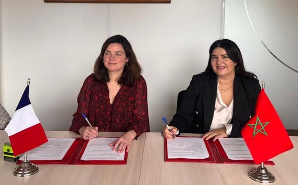 ​توقيع اتفاقية تعاون بين هيئة مراقبة التأمينات والاحتياط الاجتماعي (ACAPS) وبنك فرنسا في مجال التربية المالية