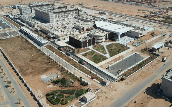 المركز الاستشفائي الجامعي بالعيون : أول مستشفى جامعي بالصحراء المغربية يعزز الرعاية والتكوين الطبي