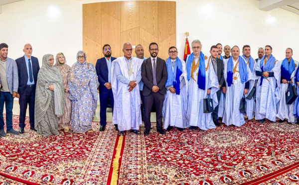 الداخلة تستقبل وفداً أمريكياً لاستكشاف الإمكانات الاقتصادية والتنموية