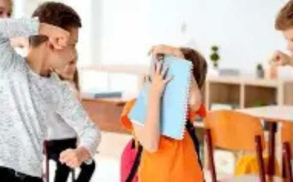 أساليب مواجهة التنمر والعنف الأسري: حماية النفس وبناء الثقة