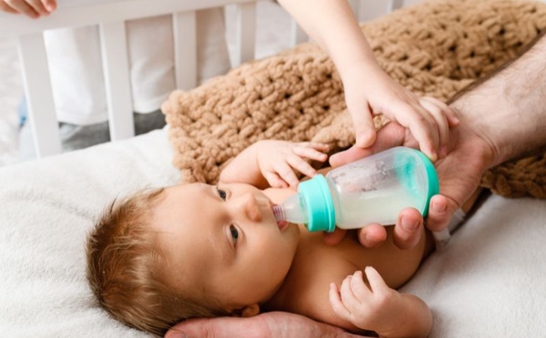 تسعة عادات يومية للرضع قد تهدد صحتهم في المستقبل