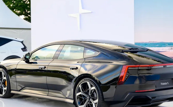 “بوليستار 5”: سيارة رياضية كهربائية جديدة تجمع بين الأداء الفائق والتقنيات المتقدمة