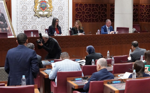 لجنة المالية بمجلس المستشارين تصادق على الجزء الأول من مشروع قانون المالية 2026 بالأغلبية