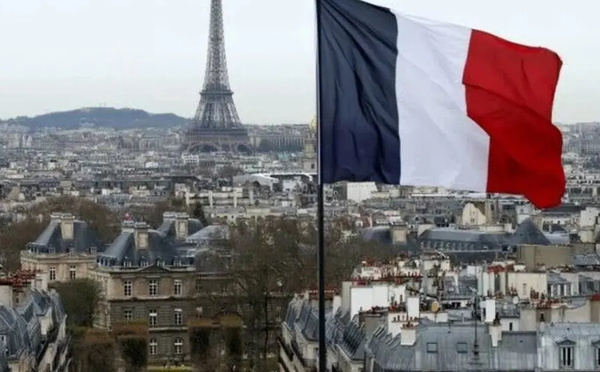 نقابات فرنسية تدعو لإضراب شامل ضد مشروع ميزانية 2026