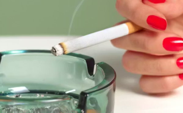 فعالية التنويم المغناطيسي في الإقلاع عن التدخين: بين الأمل والواقع العلمي