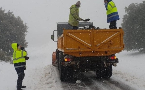 خنيفرة تطلق حملة ميدانية واسعة لحماية الأشخاص بدون مأوى من موجة البرد القارس