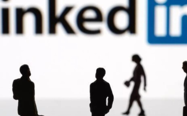 ​LinkedIn والتحيز الجنسي: كيف تفضل الخوارزميات الحسابات الذكورية