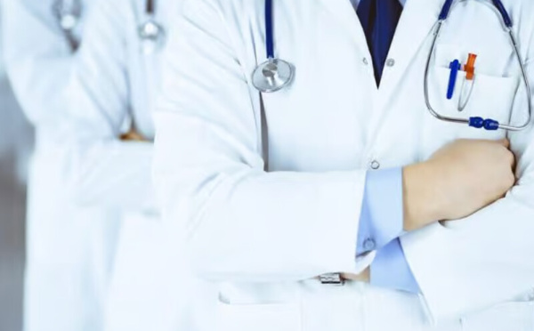 تدهور الوضع الصحي بالمغرب: النقابات تُعلن عن سلسلة احتجاجات