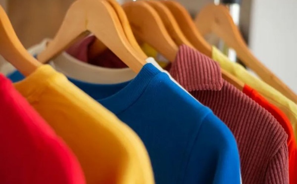 وداعًا للفوضى.. هكذا تعيدين ترتيب خزانة ملابسك لاستقبال الشتاء!