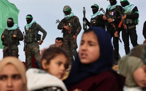 حركة حماس تلمّح إلى تعديل موقفها العسكري في قطاع غزة