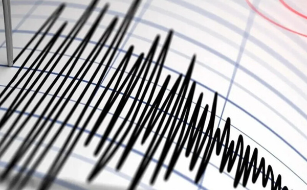 اليابان تصدر تحذيراً من موجات تسونامي بعد زلزال بقوة 6.7 درجات في شمال شرق البلاد