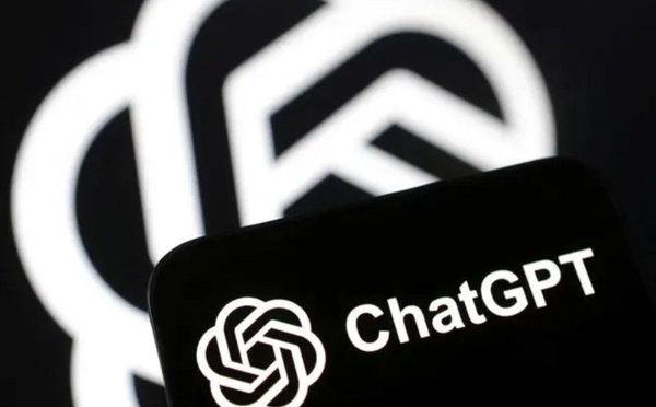 هل يستعيد GPT-5.2 الصدارة أمام غروك 4.1؟