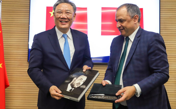 المغرب والصين تعززان الشراكة الاستراتيجية خلال الدورة السابعة للجنة المختلطة  للتعاون الإقتصادي والتجاري