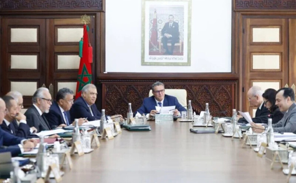 الحكومة تصادق على رفع جديد للحد الأدنى للأجور في القطاعات الفلاحية وغير الفلاحية ابتداءً من 2026