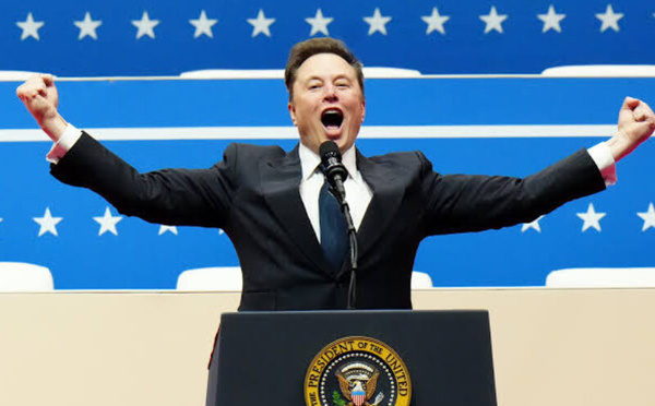 إيلون ماسك يتجاوز عتبة الـ700 مليار دولار ليصبح أغنى شخص في التاريخ