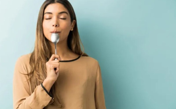 لماذا نشعر بالذنب عند ترك اللقمة الأخيرة؟ العلم يفسّر ما نخفيه على المائدة