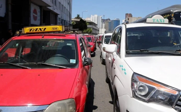 وزارة الداخلية تطلق دراسة استراتيجية لإصلاح قطاع سيارات الأجرة الكبيرة والصغيرة