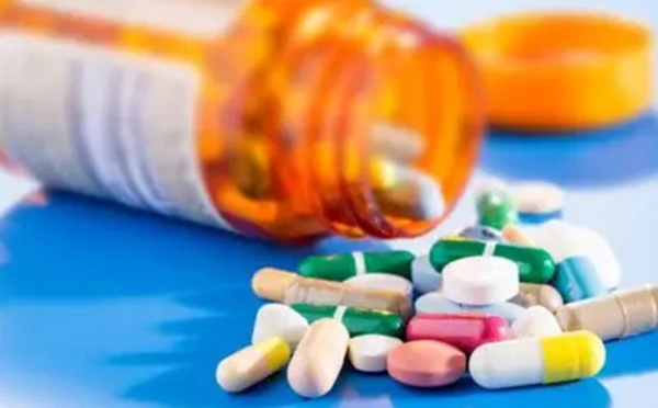 دراسة أمريكية تثير الجدل حول علاقة بعض الفيتامينات بخطر السرطان