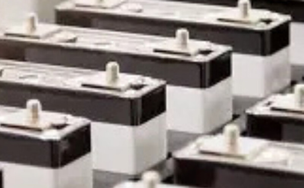 ثورة البطاريات العملاقة: كيف ستغيّر تكنولوجيا الشحن طويل الأمد حياتنا اليومية