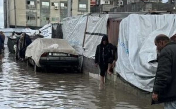 تصعيد عسكري شرق خان يونس ومعاناة إنسانية متفاقمة في المواصي وسط حديث عن مرحلة جديدة لوقف إطلاق النار