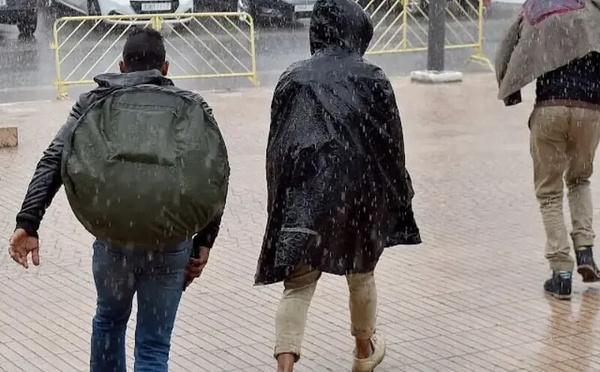 نشرة إنذارية حمراء تعلّق الدراسة بإقليم الصويرة