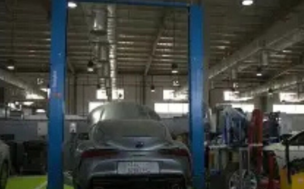 أوتوهب في السعودية: إصلاح هياكل السيارات بدون دهان بنهج احترافي وفعال