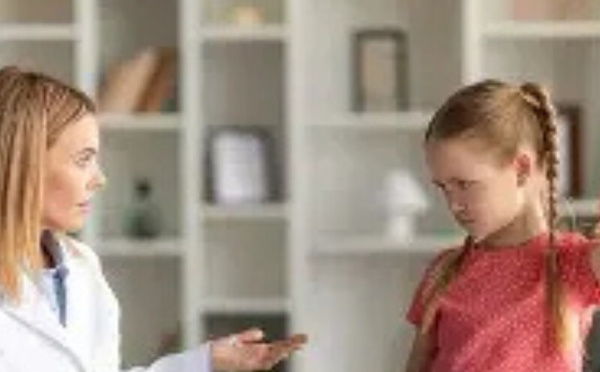 التعامل مع نوبات الغضب عند الأطفال: طرق تربوية عملية