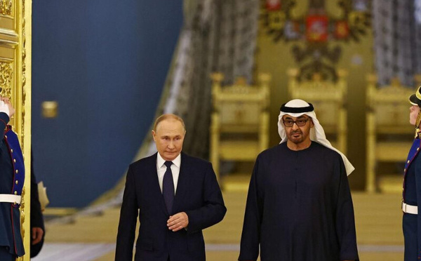 أبوظبي تحتضن اجتماعاً ثلاثياً لحل النزاع الأوكراني : روسيا وأوكرانيا والولايات المتحدة على طاولة المفاوضات