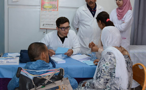 أزيد من 400 مستفيد من قافلة طبية شاملة بعين بني مطهر بإقليم جرادة