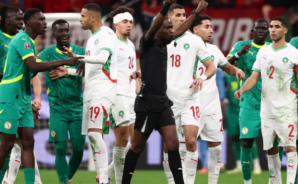 قرارات الكاف تفتح نقاشاً واسعاً حول معايير الإنصاف في النهائي القاري