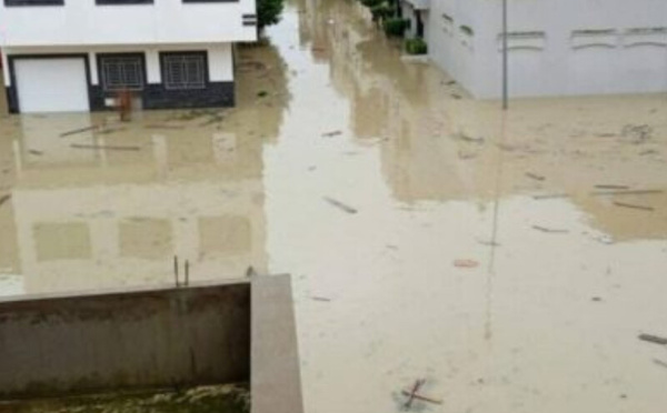 مقاطع مفبركة بالذكاء الاصطناعي تروّج لفيضانات وهمية بالقصر الكبير