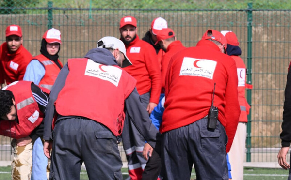 القصر الكبير تحت رحمة الإنذار الأحمر: استنفار شامل وإجلاء السكان تحسبًا لفيضانات وادي اللوكوس