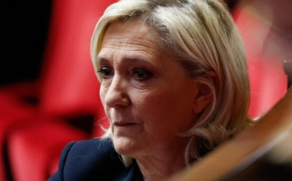 النيابة العامة الفرنسية تطلب منع مارين لوبن من خوض الانتخابات الرئاسية لعام 2027