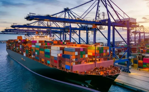 مسار بحري مباشر يعزز صادرات الخضر والفواكه المغربية نحو أوروبا