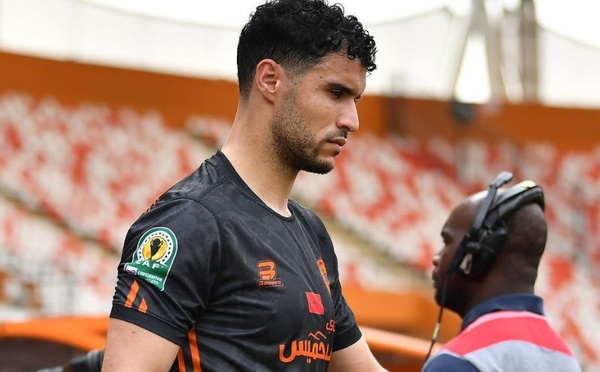 الحارس المغربي المحمدي يتبع حصص التأهيل تمهيداً للعودة للملاعب