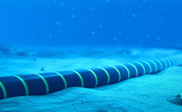 بعد تعثر مشروع بريطانيا.. “إكسلينكس” تراهن على المغرب لمدّ جسر كهربائي نحو فرنسا