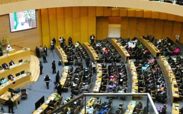 الرئيس الندايشيمييه يختتم القمة الإفريقية الـ39 ويؤكد أهمية المياه والتنمية المستدامة