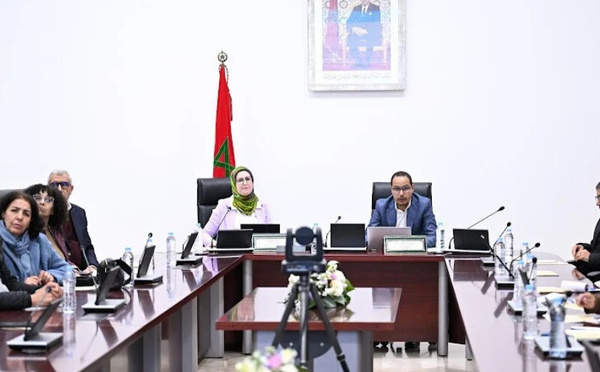 الأسرة المحور الأساسي في الحفاظ على اللغة الأمازيغية وضمان استدامتها