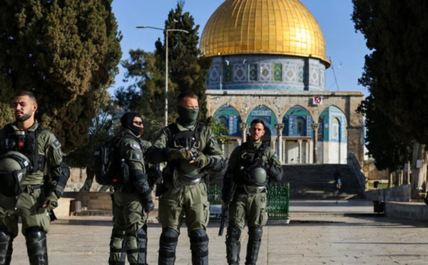 الجمعة الأولى من رمضان في الأقصى… حضور كثيف للمصلين وتشديد أمني إسرائيلي على مداخل القدس