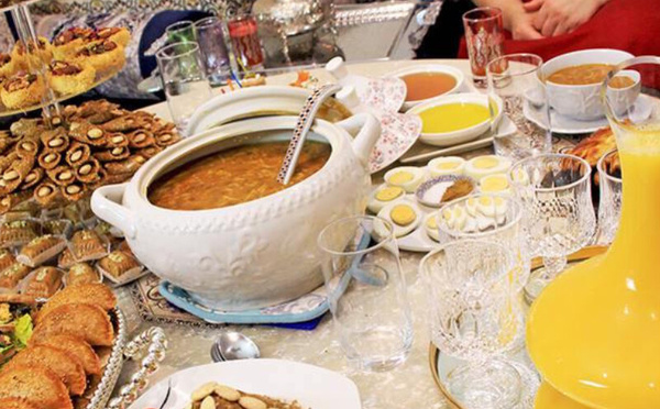 ارتفاع أسعار المواد الاستهلاكية في أول أيام رمضان يُبرز ضعف الثقافة الاستهلاكية