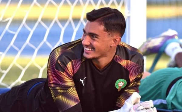 أستون فيلا يستهدف موهبة مغربية لتعزيز حراسة المرمى